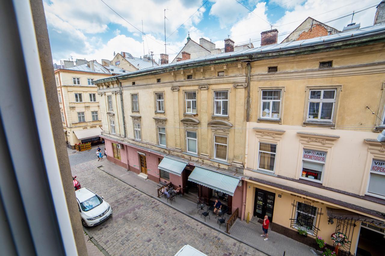 Apart Hotel On Rynok Square Leópolis Exterior foto